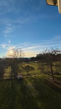 Foto - Ein Zuhause entsteht: 2-Raum-Wohnung in Sanierung mit Burgblick