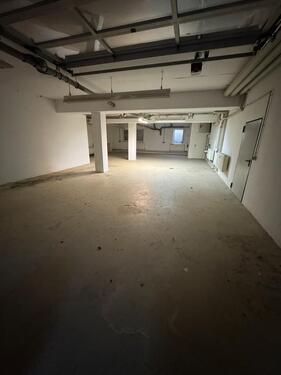 Foto - Lagerfläche zu vermieten - 500,00&nbsp;EUR Kaltmiete, ca.&nbsp; 280,00&nbsp;m&sup2;