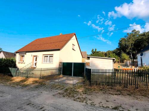 Foto - Einfamilienhaus mit grossem Garten, Nebengelass inkl. Ackerland