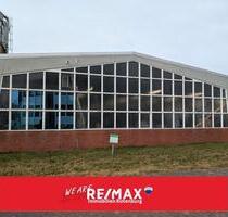 Warmhalle mit Büro und Stellplätzen - Bothel