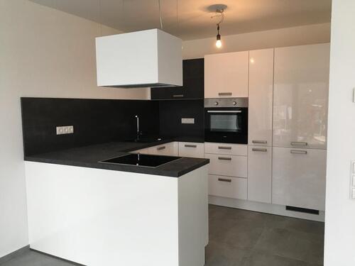 Foto - 3-Zimmer Wohnung mit einer großen Terrasse und Gartem