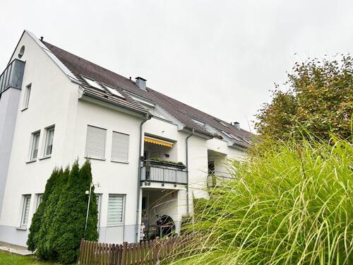 Foto - 3-Raumwunder im Dachgeschoss! - 420,00 EUR Kaltmiete,