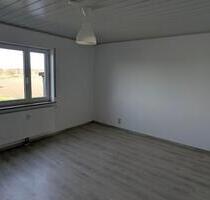 Schöne Erdgeschosswohnung mit Terrasse zu vermieten - Heßdorf