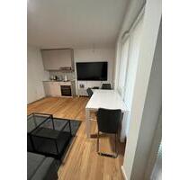 Moderne 1-Zimmer-Wohnung mit Balkon & Fußbodenheizung (Wedding) - Berlin Mitte
