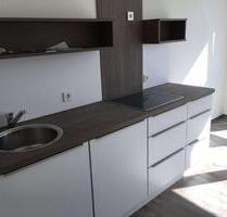 NUR FÜR STUDENTEN! WG-Zimmer mit Einbauküche u.vm. in einer 2er WG - Bonn Beuel-Mitte