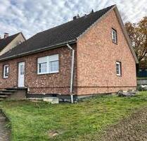 Kernsaniertes Einfamilienhaus, 88qm, 3 Zimmer, - Warstein