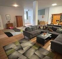 top-5-Zi.-Whg. im Zentrum mit Lift, Sauna und Dachterrasse - Werdau