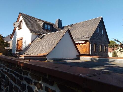 Foto - Frei stehendes Einfamilienhaus - Haus steht in Mülsen bei Zwickau