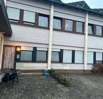 2 Zimmer wohnung in Daleiden - 600,00&nbsp;EUR Kaltmiete, ca.&nbsp; 65,00&nbsp;m&sup2; in Dahnen (PLZ: 54689)