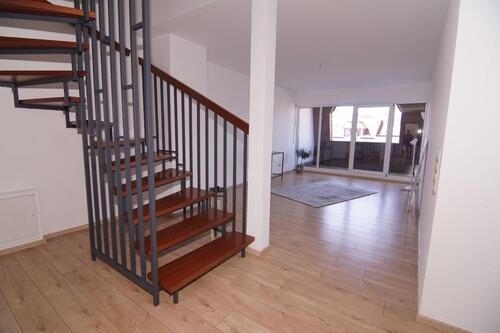 Foto - 3,5 Zimmer-Wohnung auf 2 Etagen mit Balkon und Hausmeisterservice