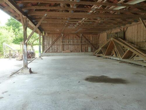 Foto - Unterstellplatz-Wohmobile-Wohnwagen