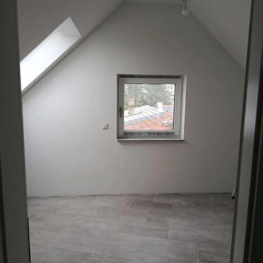 Foto - Dachgeschoss Wohnung - 828,00 EUR Kaltmiete, ca.  48,00 m²