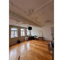 2,5 Raum - Altbauwohnung 1.OG - 670,00&nbsp;EUR Kaltmiete, ca.&nbsp; 75,00&nbsp;m&sup2; in Apolda (PLZ: 99510)