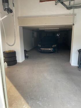 Foto - Garage für Oldtimer - 360,00 EUR Miete,