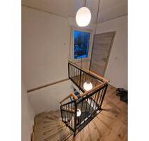 HausDoppelhaushälfte - 1.550,00&nbsp;EUR Kaltmiete, ca.&nbsp; 125,00&nbsp;m&sup2; in Reichshof (PLZ: 51580)