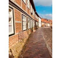 großzüge 4-Zimmer-Altbauwohnung mit Dachterrasse - Boizenburg/Elbe