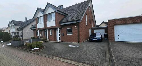 Foto - Exklusive Doppelhaushälfte– Möbliert bis Oktober 2028