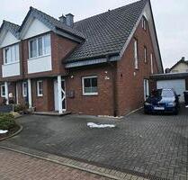 Exklusive Doppelhaushälfte– Möbliert bis Oktober 2028 - Versmold