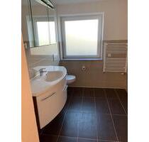 Wohnung Öhringen Ohrnberg - 1.200,00&nbsp;EUR Kaltmiete, ca.&nbsp; 90,00&nbsp;m&sup2; in Öhringen (PLZ: 74613)