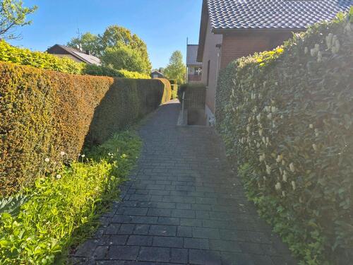 Foto - Freistehendes Einfamilienhaus mit ausbau Reserve.
