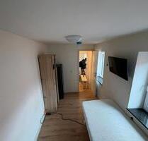 WG Zimmer Bahnhof Oberhausen *möbliert* in 3er WG - Augsburg