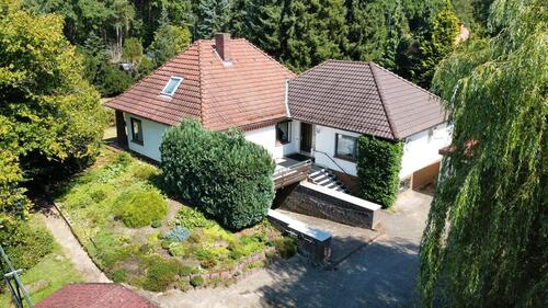 Foto - Walmdachbungalow - 245.000,00 EUR Kaufpreis,