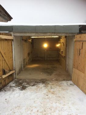 Foto - Garage 110 Aue im Lößnitzbachtal, ggü ZAST, zu vermieten