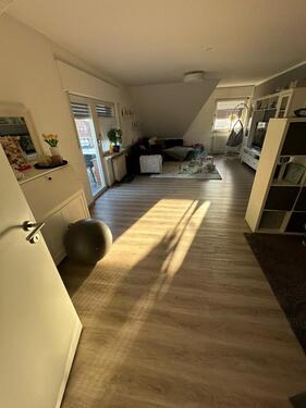 Foto - 6-Zimmer Wohnung mit Balkon - 1.000,00&nbsp;EUR Kaltmiete, ca.&nbsp; 150,00&nbsp;m&sup2;