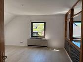 Foto - 4 Zimmer Dachgeschoßwohnung zur Miete in Dransfeld