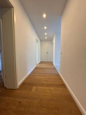 Foto - Kernsanierte Wohnung (Erstbezug) mit 3 Zimmern zu vermieten
