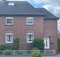 Zweistöckige Doppelhaushälfte in Hervest-Dorsten