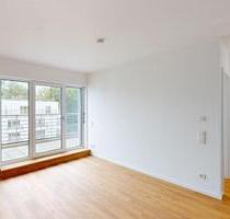 Penthouse-Feeling in Dahlem – Großzügig wohnen mit Dachterrasse - Berlin Steglitz-Zehlendorf