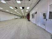 Foto - Top wirtschaftliche Produktions-Lagerhalle mit Büroflächen