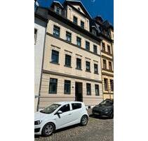 Voll möblierte gemütliche Wohnung im Zentrum von Altenburg AI