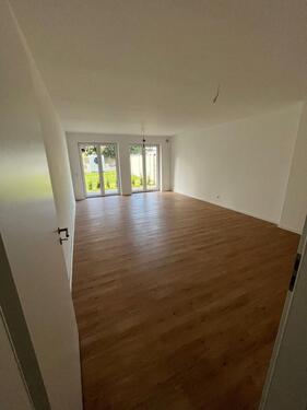 Foto - Moderne 2-Zimmer-Neubauwohnung mit Terrasse – barrierefrei in Del