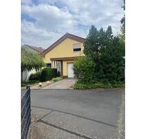 Reihenendhaus mit großem Grundstück in ruhiger Wohnlage von Wörth - Wörth am Main