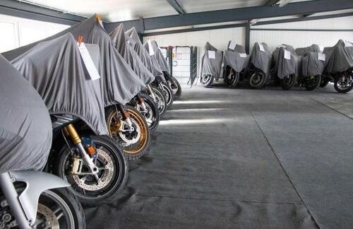 Foto - Motorrad Stellplatz überdacht Halle Baden-Baden