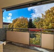 2 Warmmieten geschenkt*: chice Balkonwohnung mit Fahrstuhl im 4. Obergeschoss - Freiberg