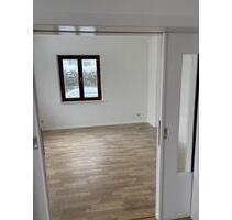 sehr schöne und sonnige 4-Zimmerwohnung im Stadtzentrum von Ilmenau