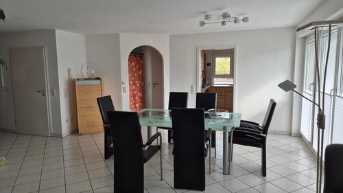 Foto - Attraktive 4,5-Zimmer-DG-Wohnung mit Balkon und herrl. Aussicht