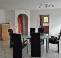 Attraktive 4,5-Zimmer-DG-Wohnung mit Balkon und herrl. Aussicht - Königsbach-Stein