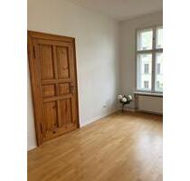 Helle 2-Zi-Altbauwohnung mit Stuckfassade, provisionsfrei, Moabit - Berlin Mitte