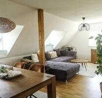 Stilvolle 2-Zimmer-Wohnung mit großer Dachterrasse - Hof Altstadt