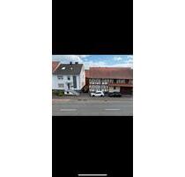 Ein-Zweifamilienhaus mit Nebengebäuden und Baugrundstück - Ronshausen