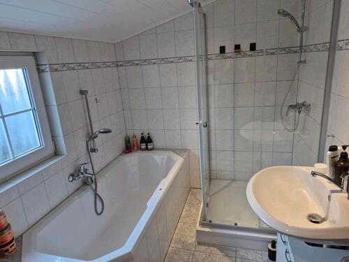 Foto - 3 Zimmer Dachgeschoßwohnung zur Miete in Grafschaft