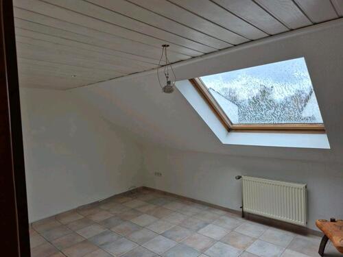 Foto - 3 Zimmer Dachgeschoßwohnung in Grafschaft