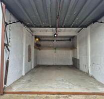 Garage mit automatischem Tor in Riesa zu vermieten