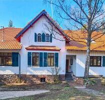 Haus Landhausvilla VB ! - 450.000,00&nbsp;EUR Kaufpreis, ca.&nbsp; 281,00&nbsp;m&sup2; in Schleiden (PLZ: 53937)