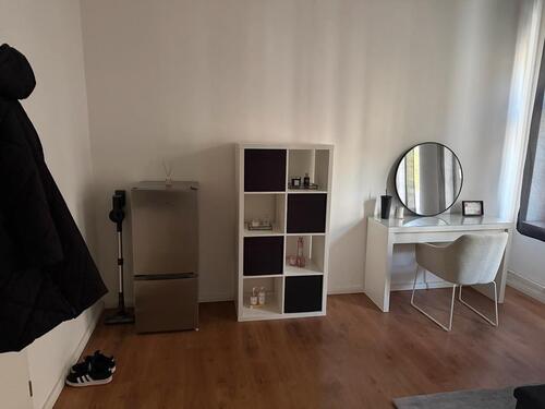 Foto - Wg Zimmer Harburg nur Frauen - 665,00 EUR Kaltmiete, ca.  26,00 m²