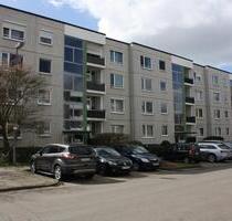 Schöne 3 Zimmer Wohnung mit Garage in Laatzen-Mitte.